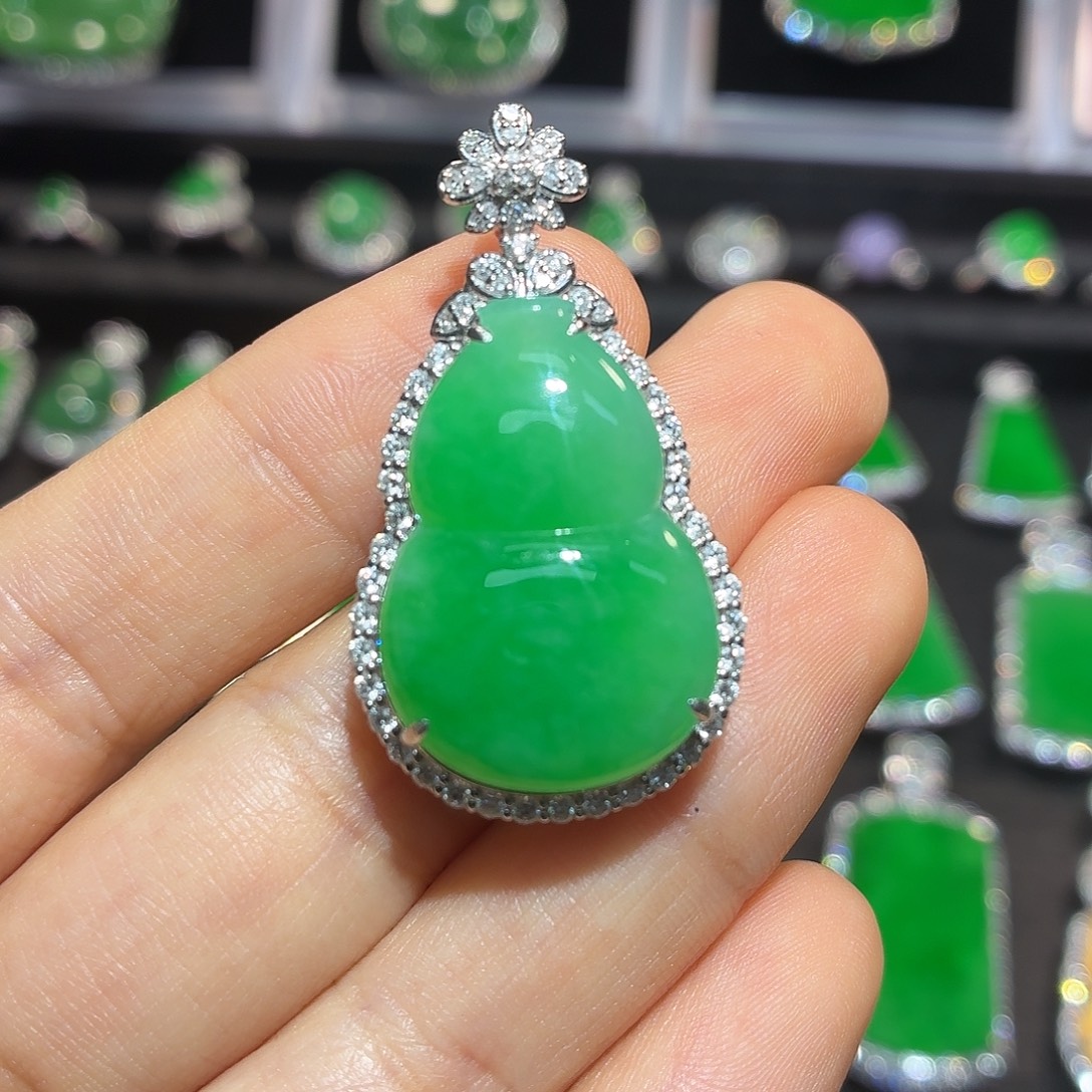 翡翠18K金镶嵌吊坠(不含链)翡翠