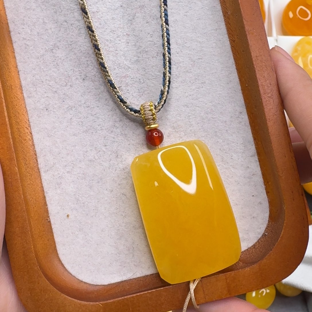 蜜蜡毛衣链未镶嵌