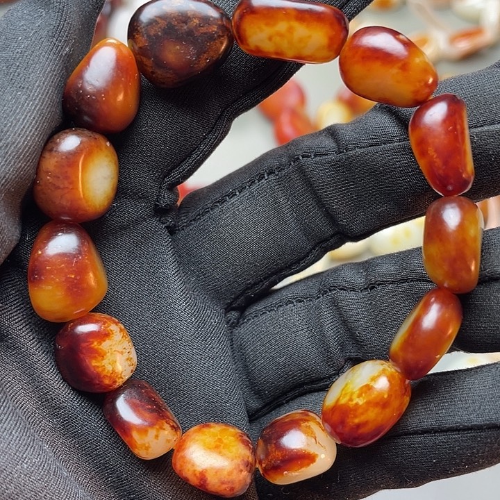 和田玉未镶嵌手链