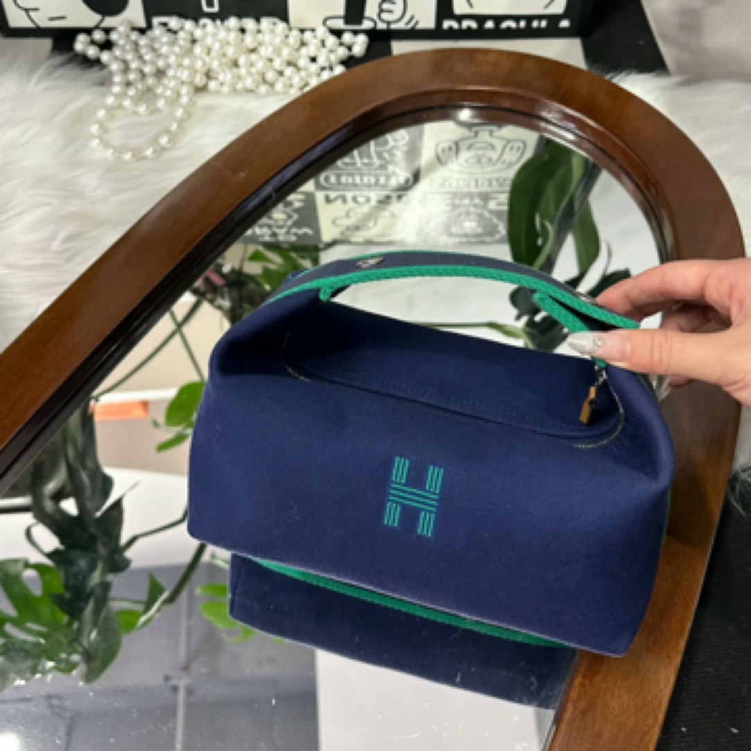 95新 Hermes/爱马仕 蓝色手提饭盒便当包/全原(不议价)