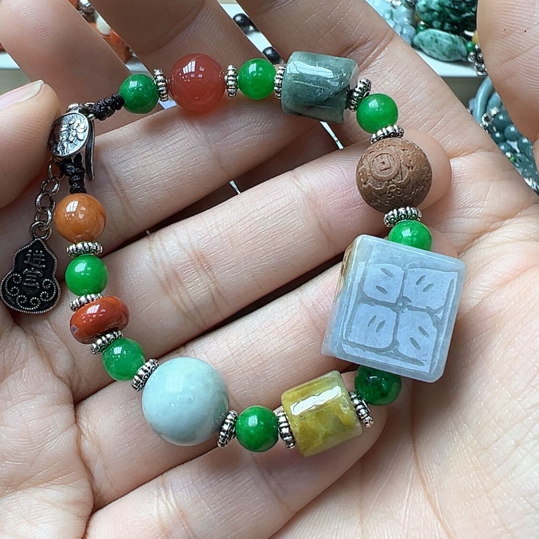 翡翠戒指未镶嵌炸