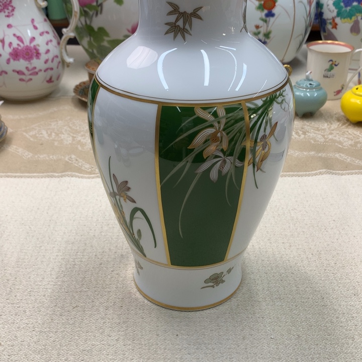 瓷片粉****姐这点上架就卖