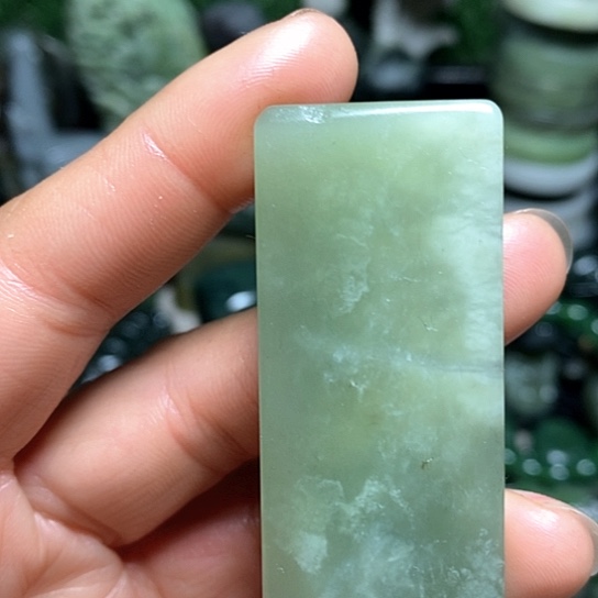 未镶嵌和田玉（糖玉）珠宝半成品