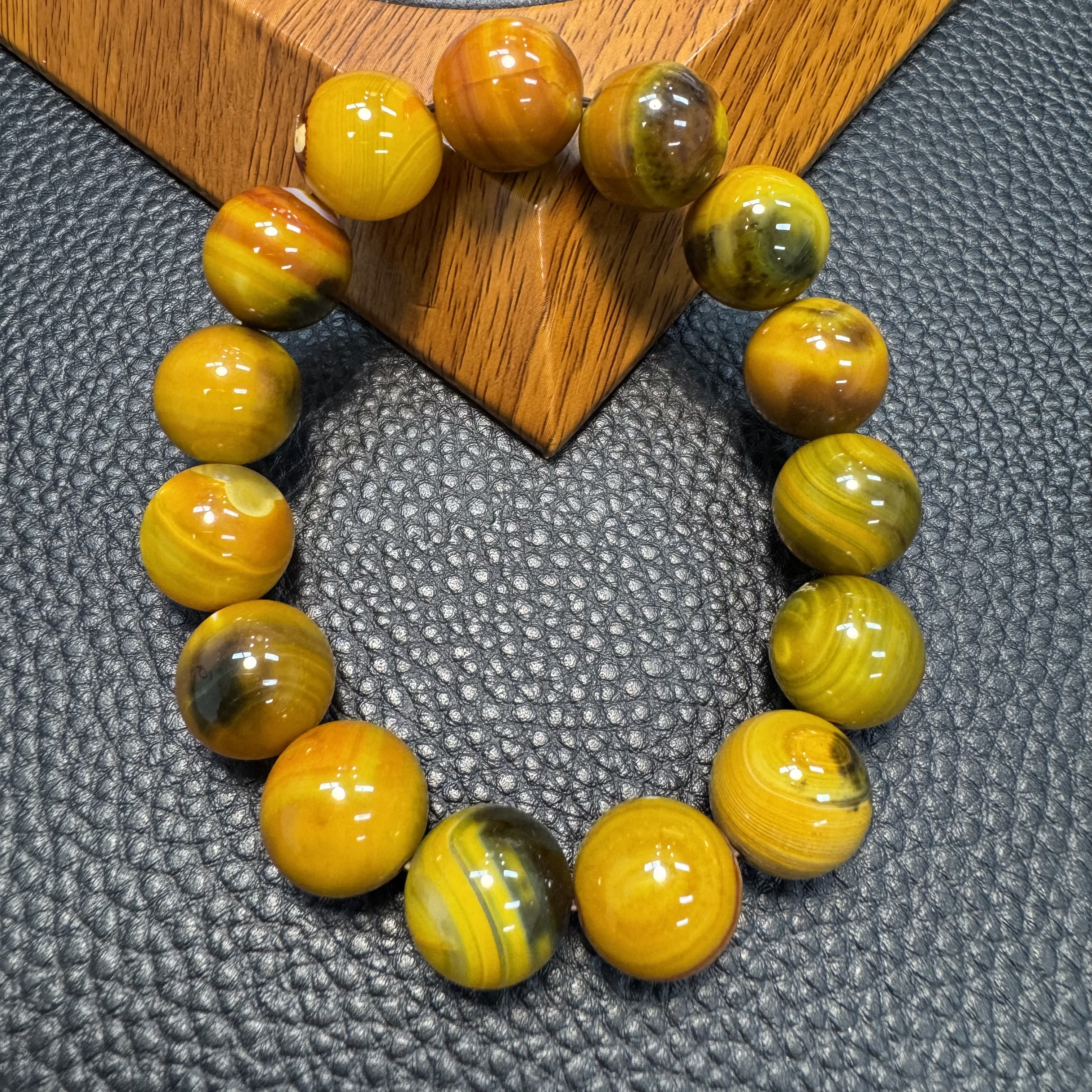 天然玛瑙时尚百搭牛黄玛瑙卡14手串（多样性拍一发一）