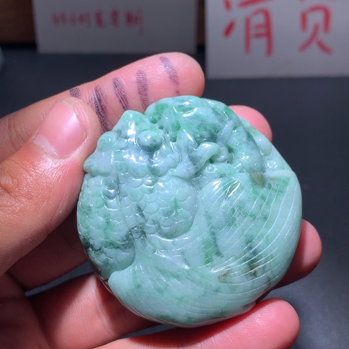 翡翠未镶嵌颈饰保真天然a货翡翠