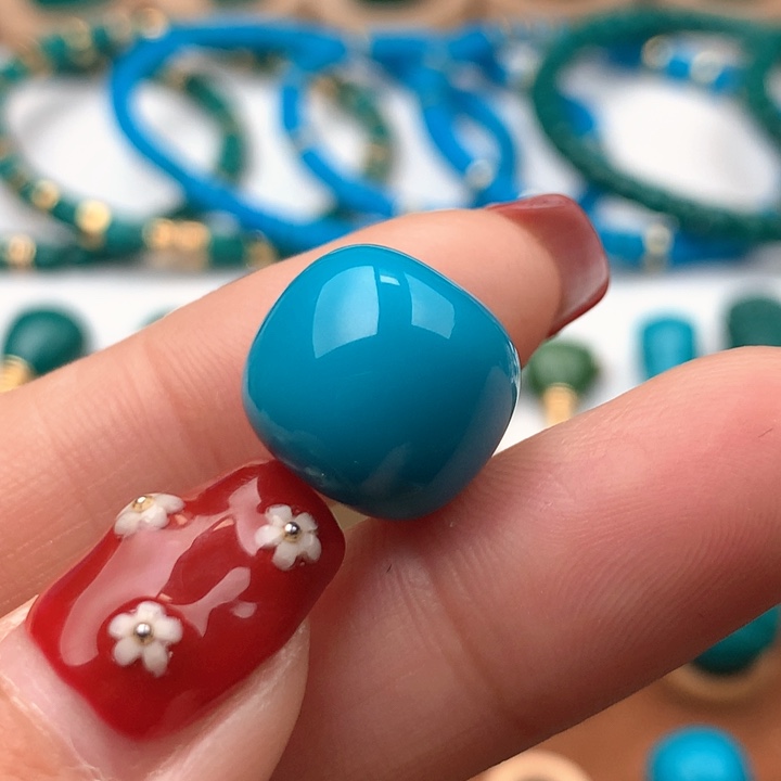 绿松石车挂未镶嵌是****狗