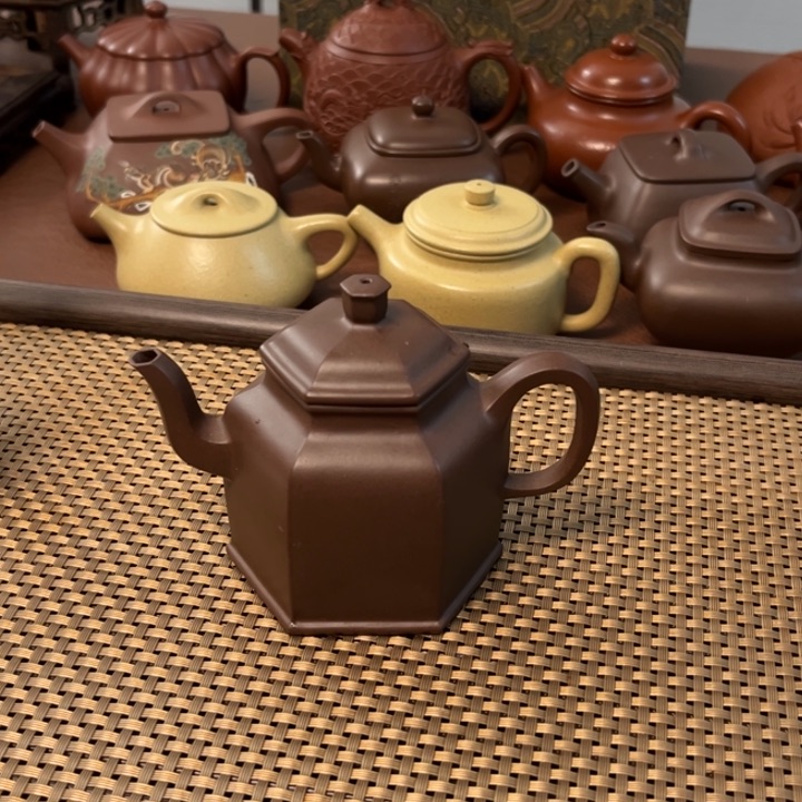 紫砂茶壶F*J六方宫灯黑星土手工壶