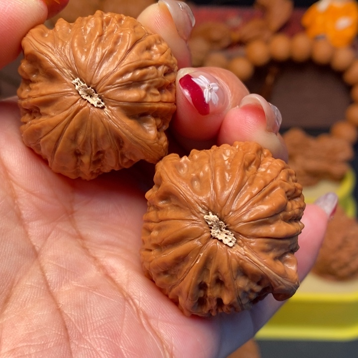 同***尘吊坠文玩核桃39全品铁锤