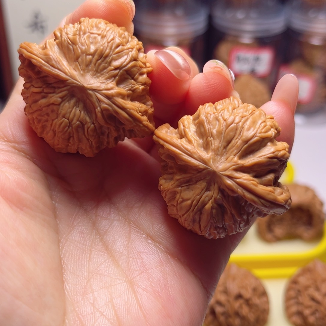 文玩核桃吊坠42尺山地磨