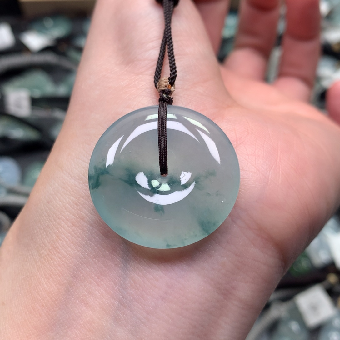 翡翠颈饰未镶嵌00000000000