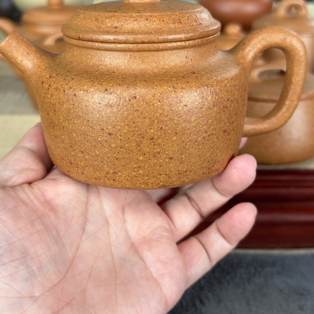 紫砂茶壶听*流梨皮黄段德中