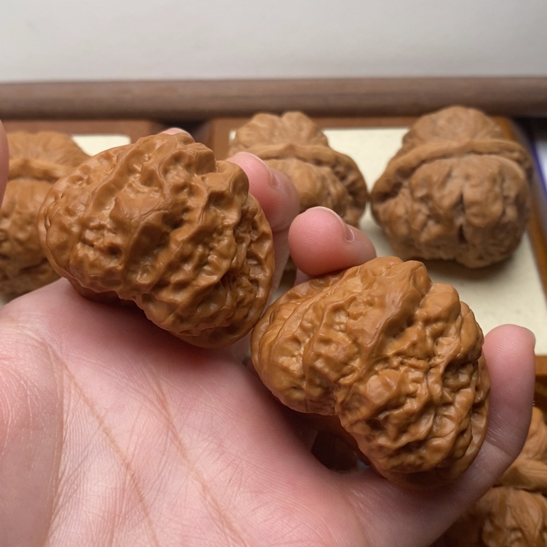 把件文玩核桃大蹬腿边43左右