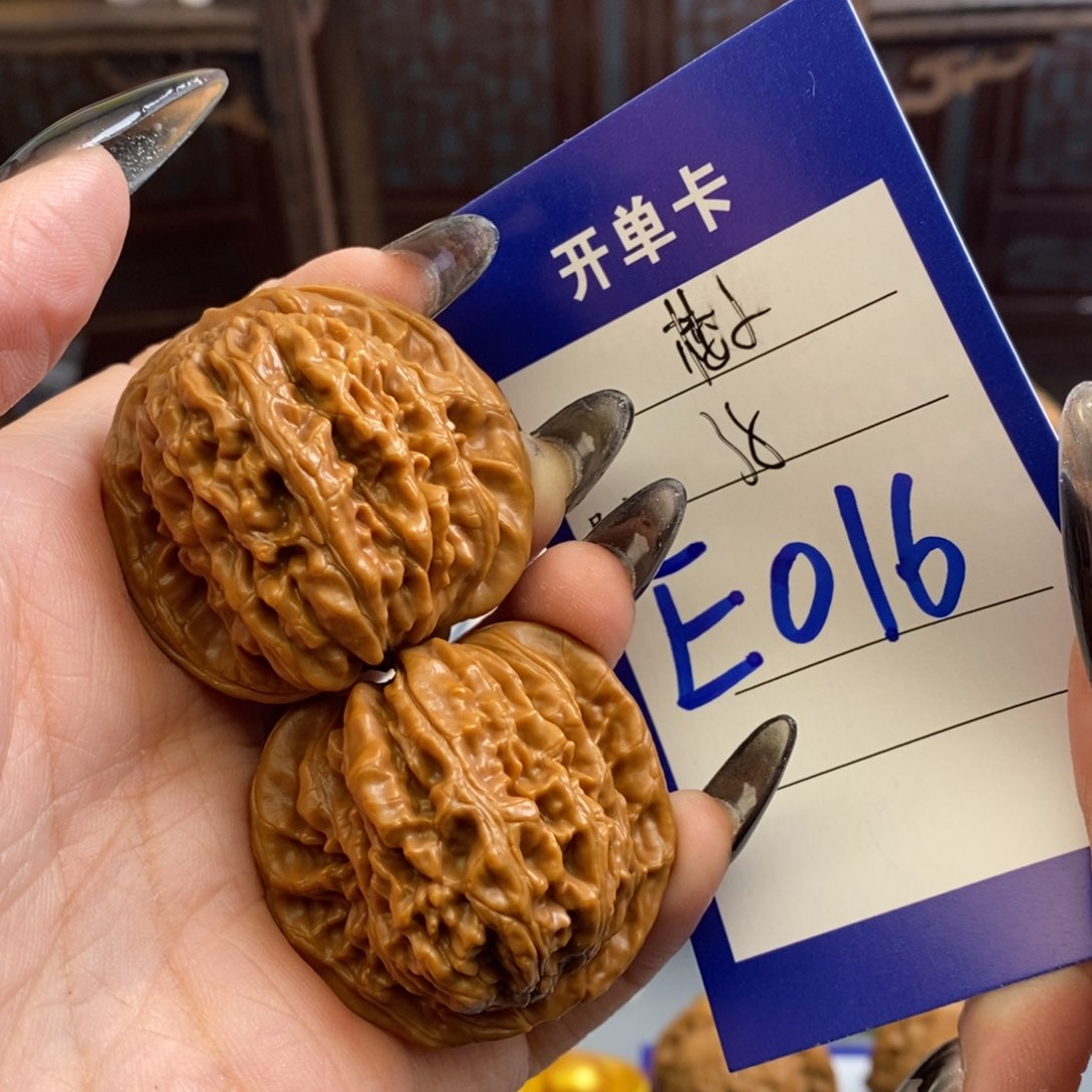 文玩核桃吊坠楼子38尺