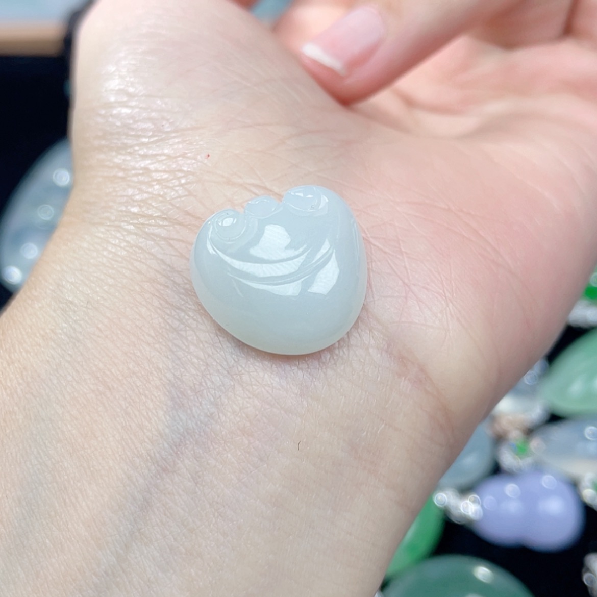 【闪购商品】翡翠颈饰未镶嵌翡翠