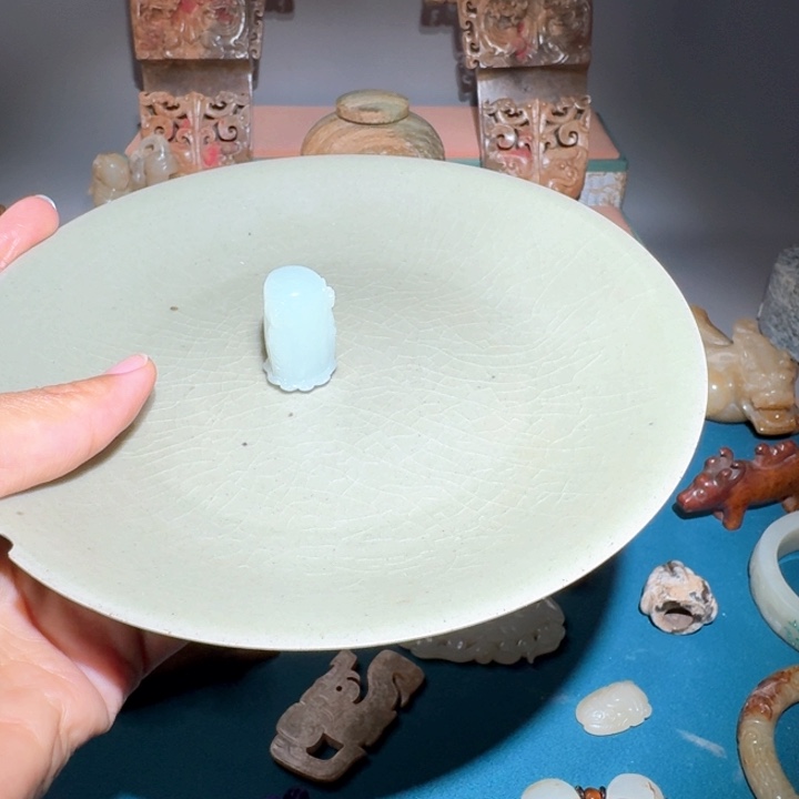 瓷片鸿*瓷盘瓷瓷盘