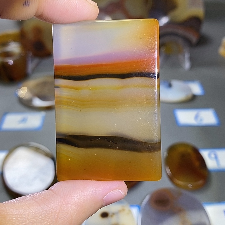 玛瑙/玉髓未镶嵌珠宝半成品125