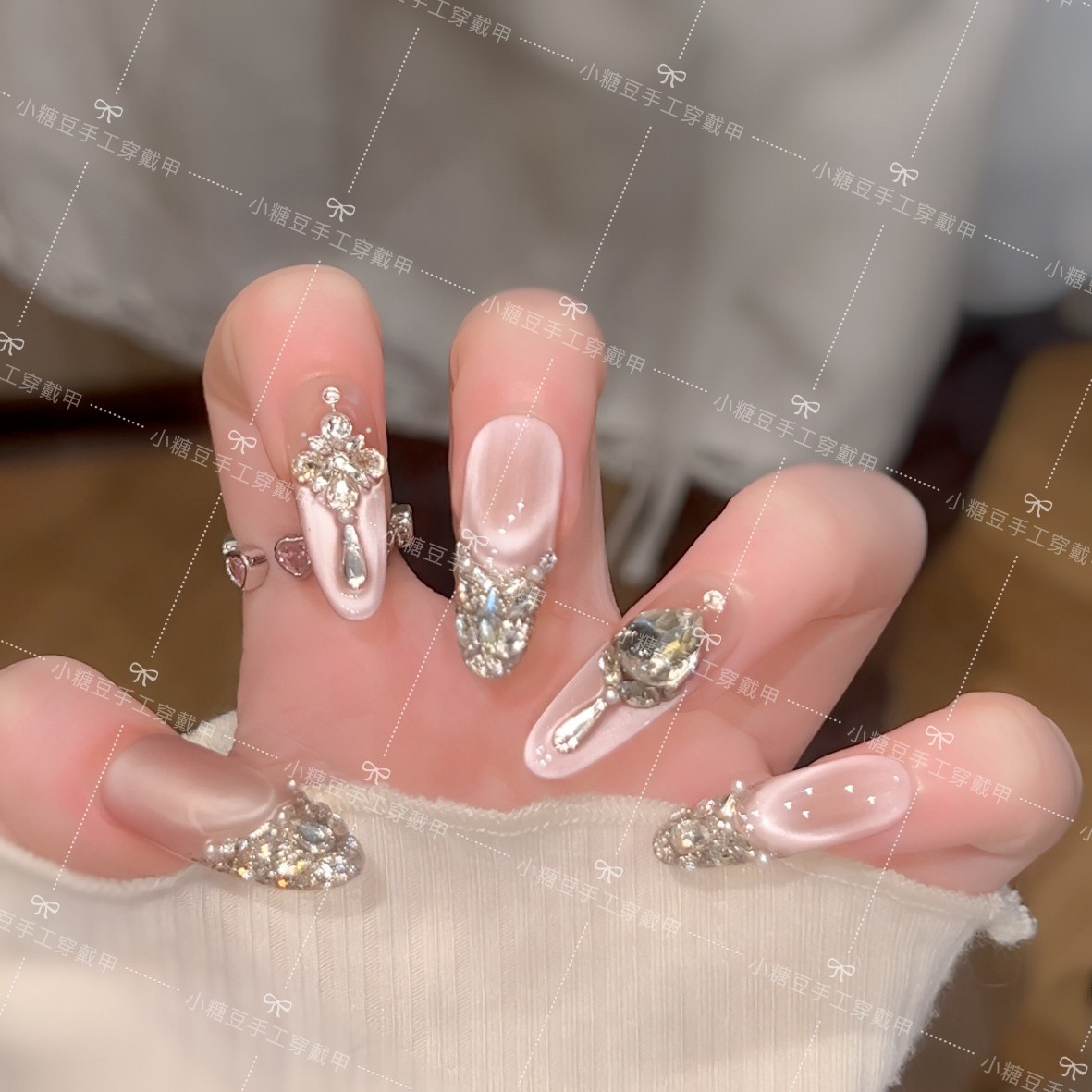 【铂金丝缎】纯手工穿戴式光疗甲冰透渐变纯欲美甲流行款式可拆卸