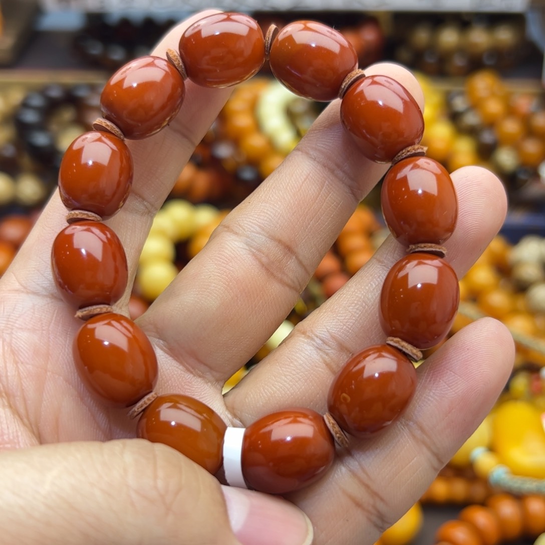 琥珀珠宝奇石未镶嵌