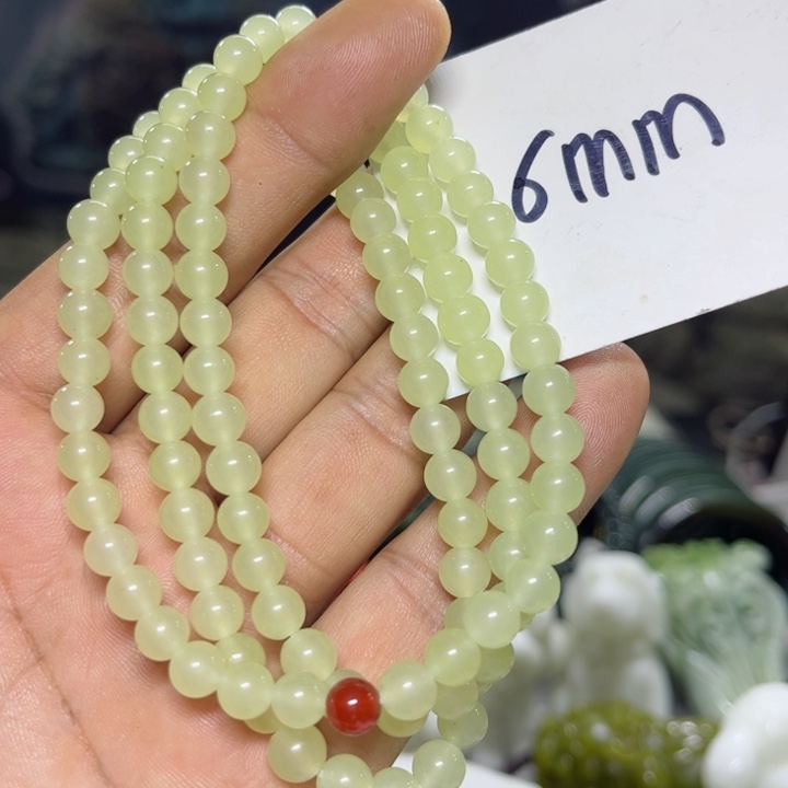 蛇纹石玉项链未镶嵌