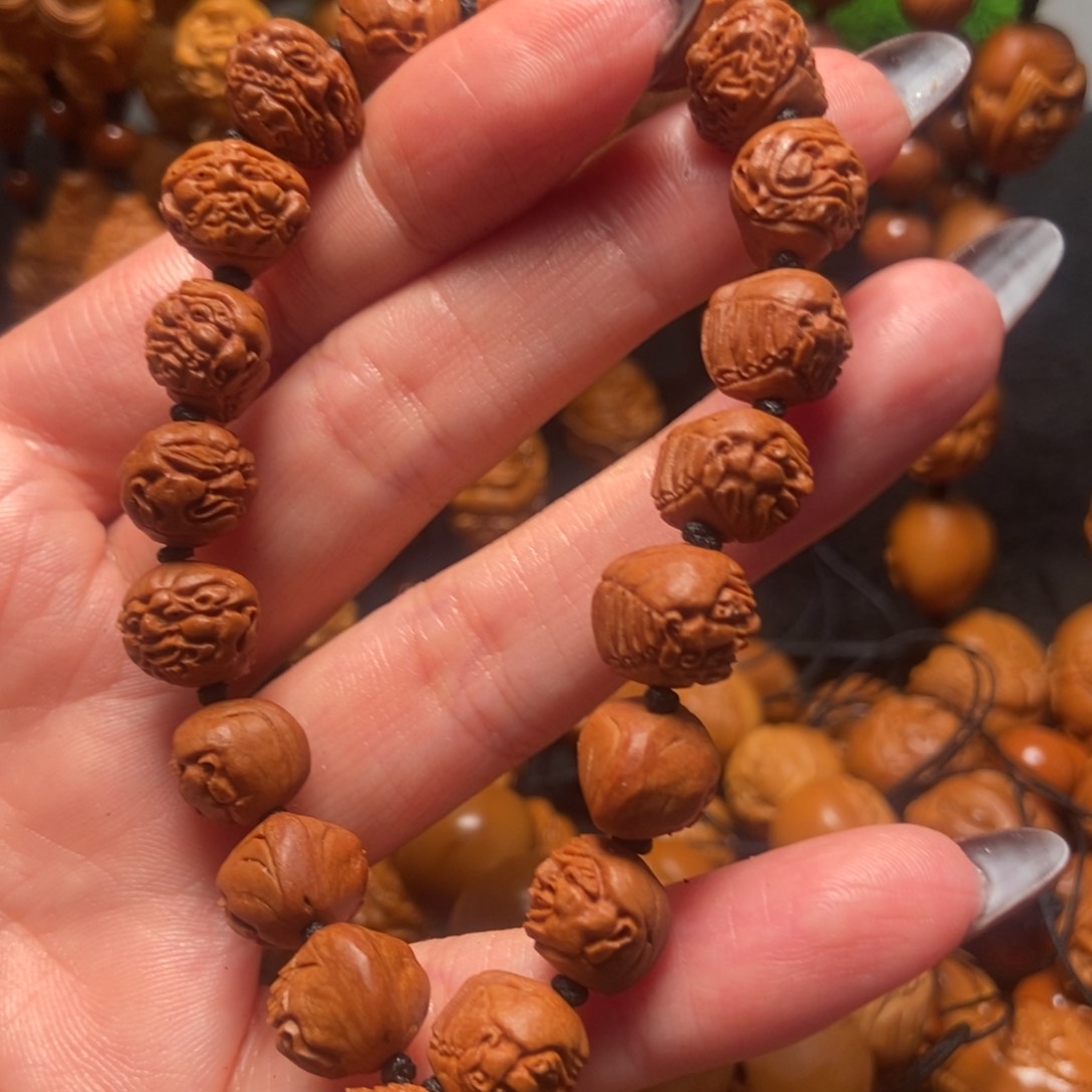 橄榄核吊坠桃核罗汉