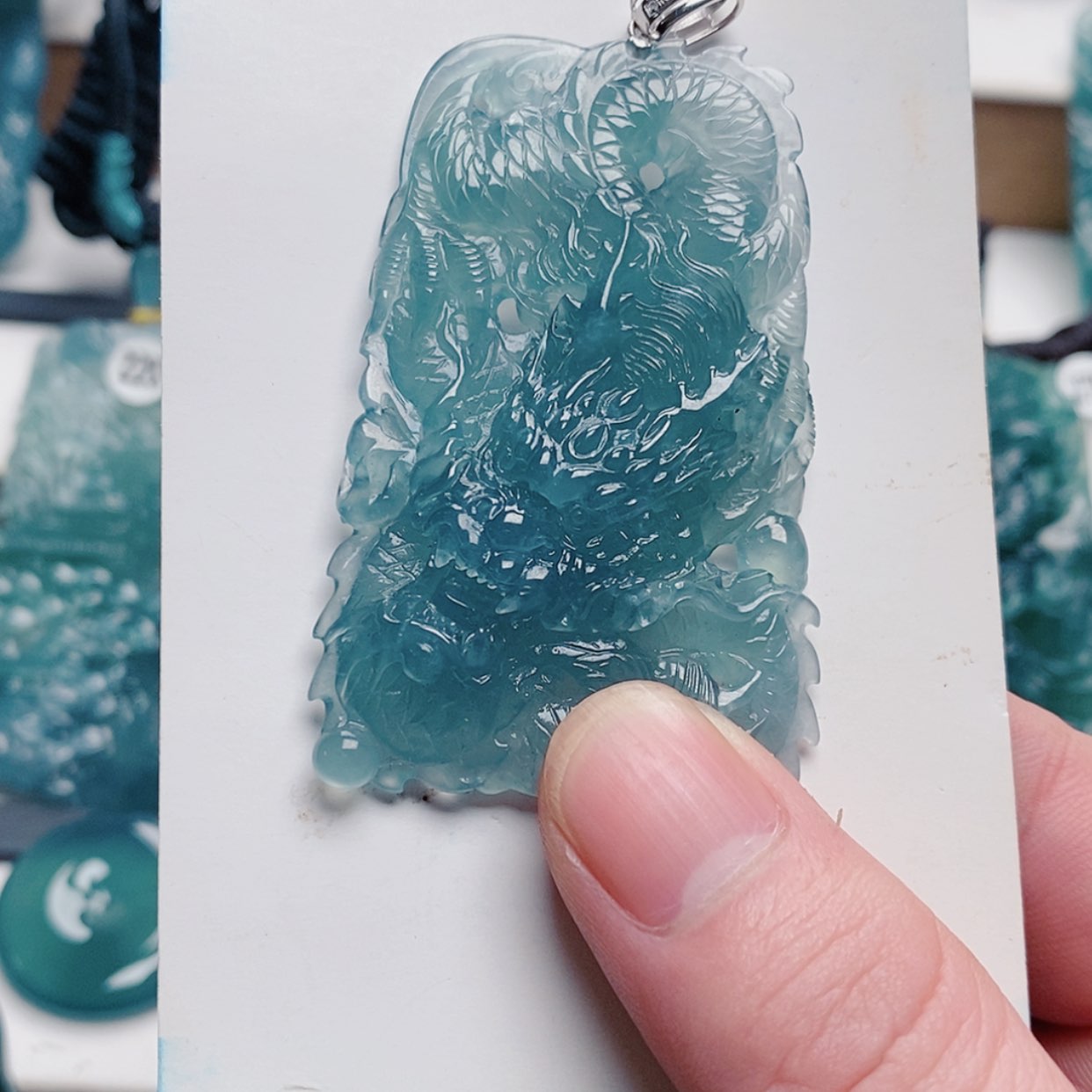 【闪购商品】翡翠颈饰未镶嵌曾**你翡翠