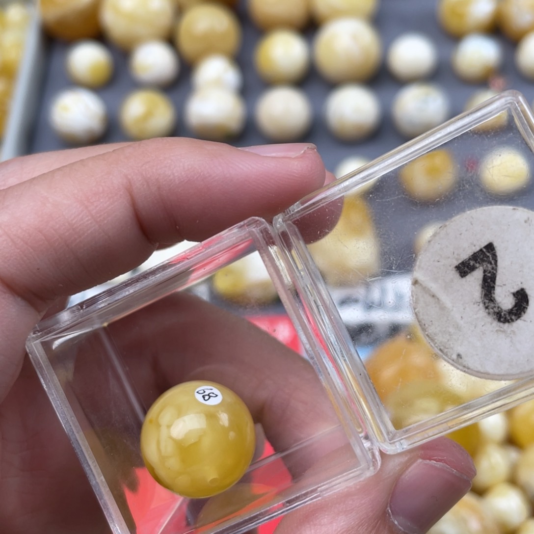 蜜蜡珠宝奇石未镶嵌抖****飞