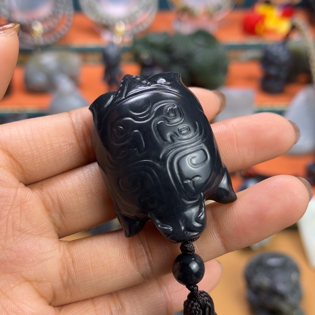 未镶嵌和田玉挂件