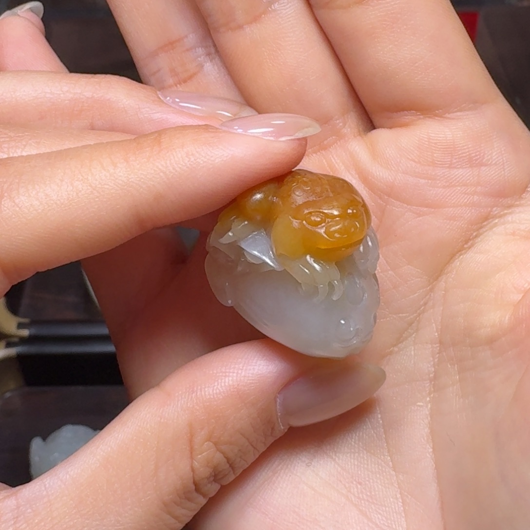 和田玉挂件未镶嵌呱呱来财