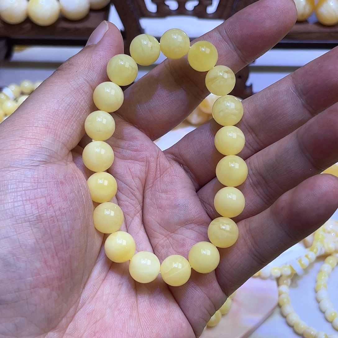 未镶嵌蜜蜡手串10mm中，纯蜡奶豆