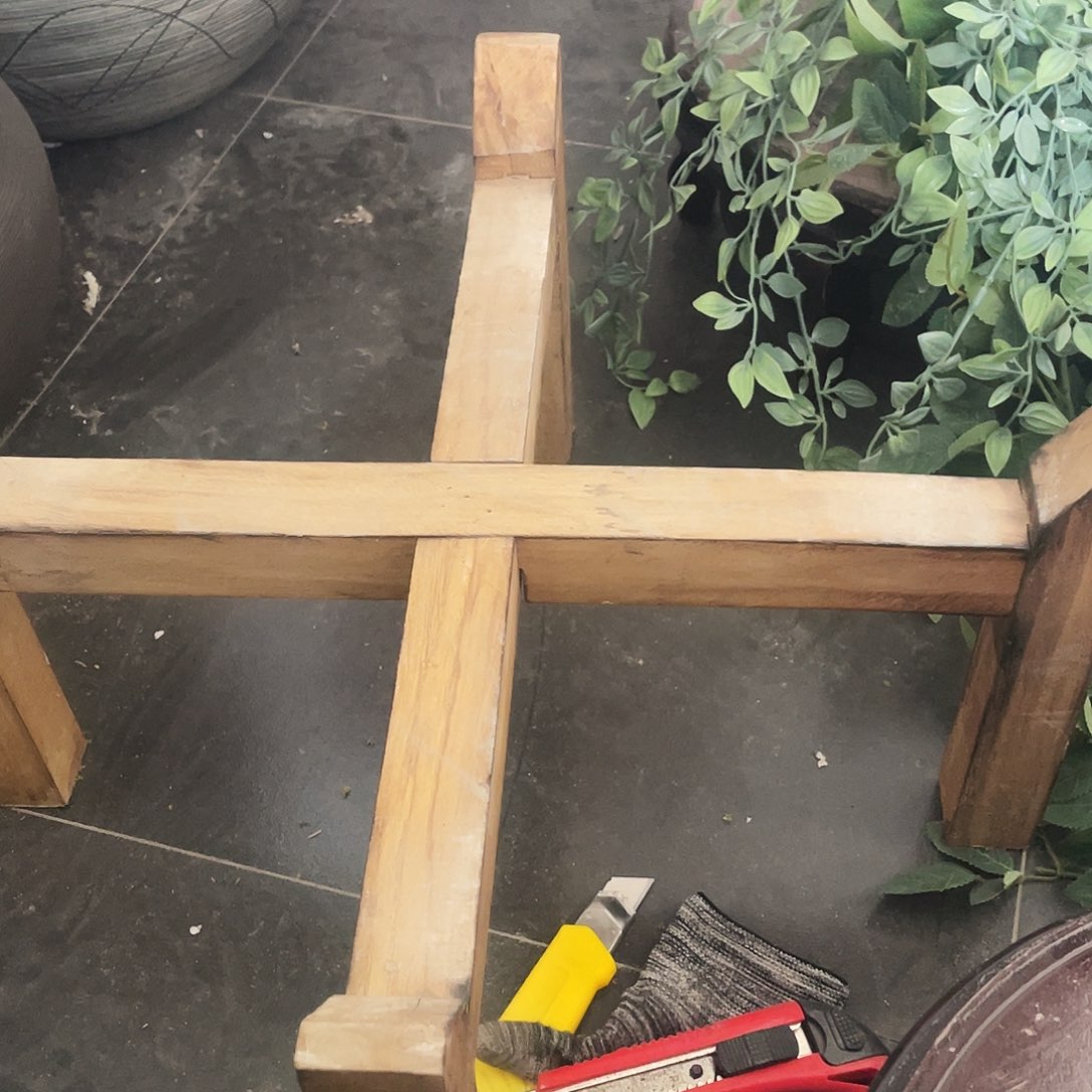 缸73@52缸的十字架底座