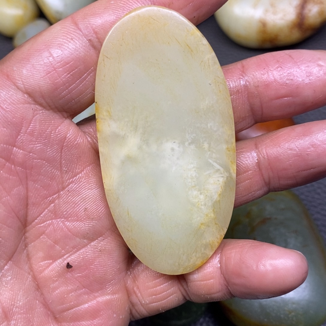 和田玉（糖玉）挂件未镶嵌