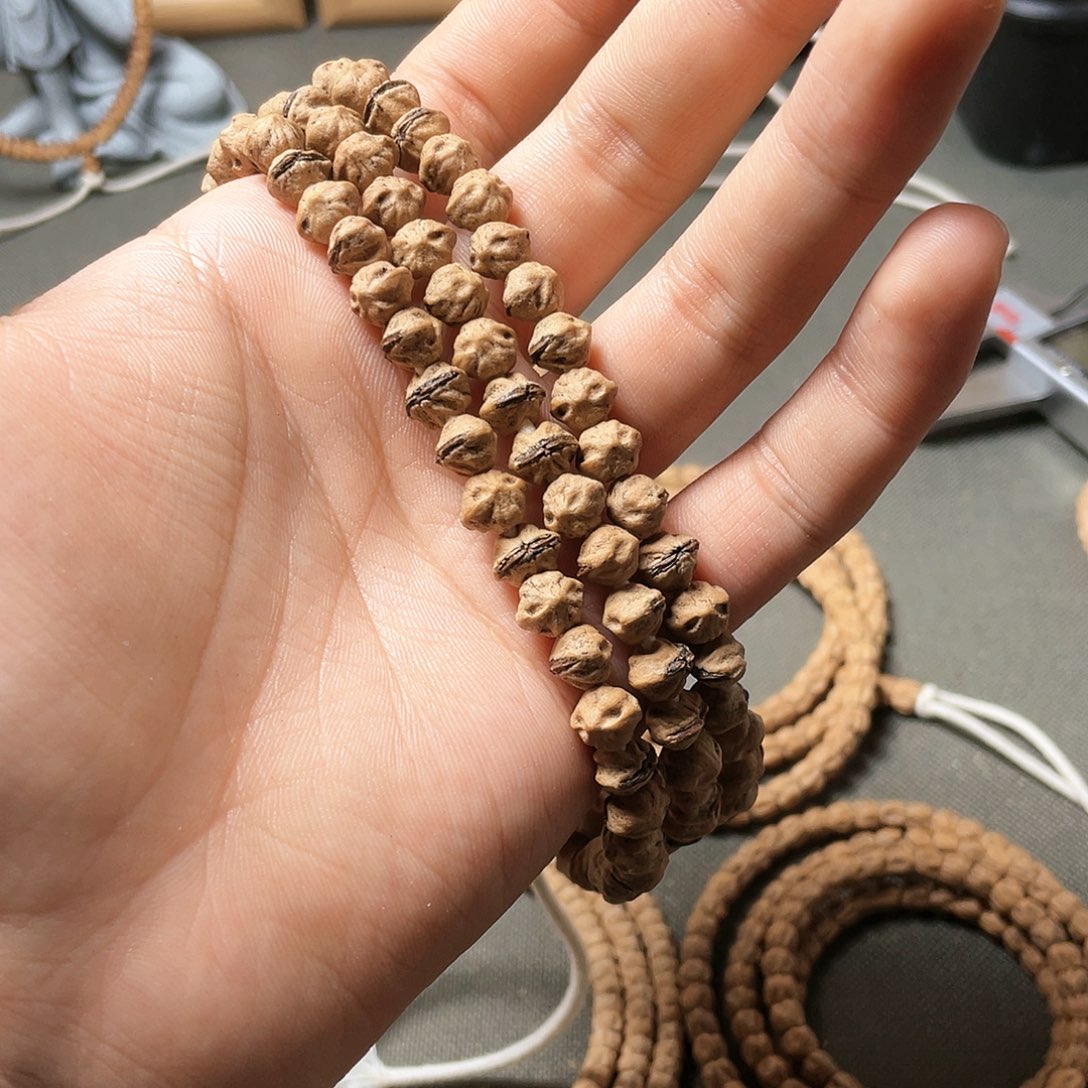 柏香籽/百香籽吊坠郁****儿