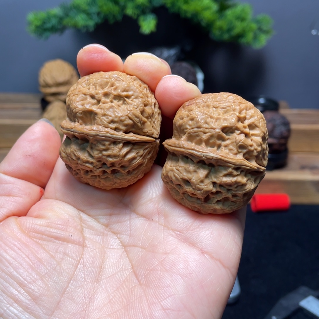 把件文玩核桃云南铁核桃48