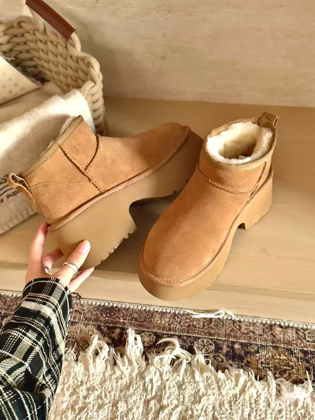 雪地靴厚底人鱼真羊毛真皮时尚加厚新款靴