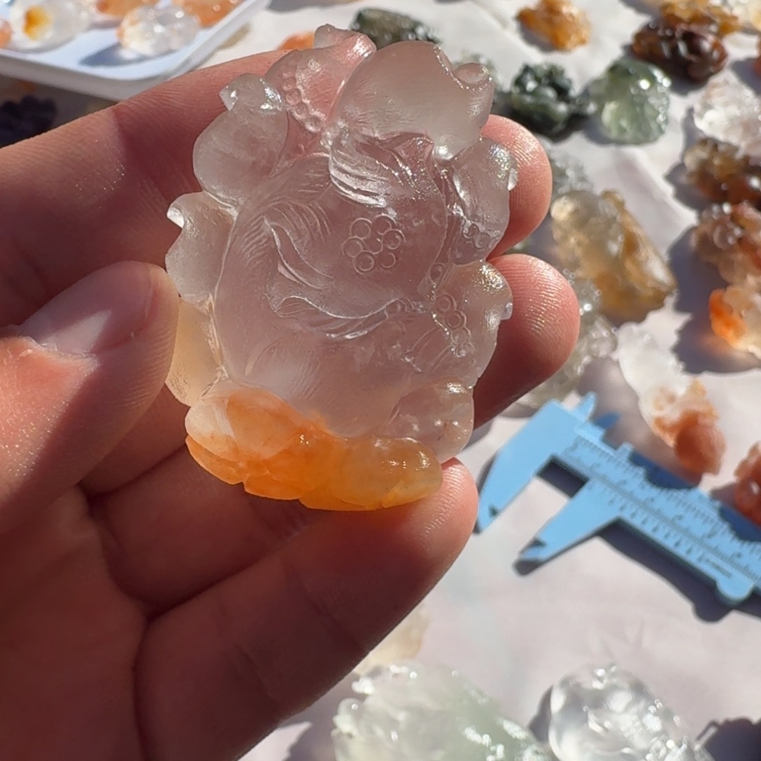 水晶车挂未镶嵌天然水晶吊坠