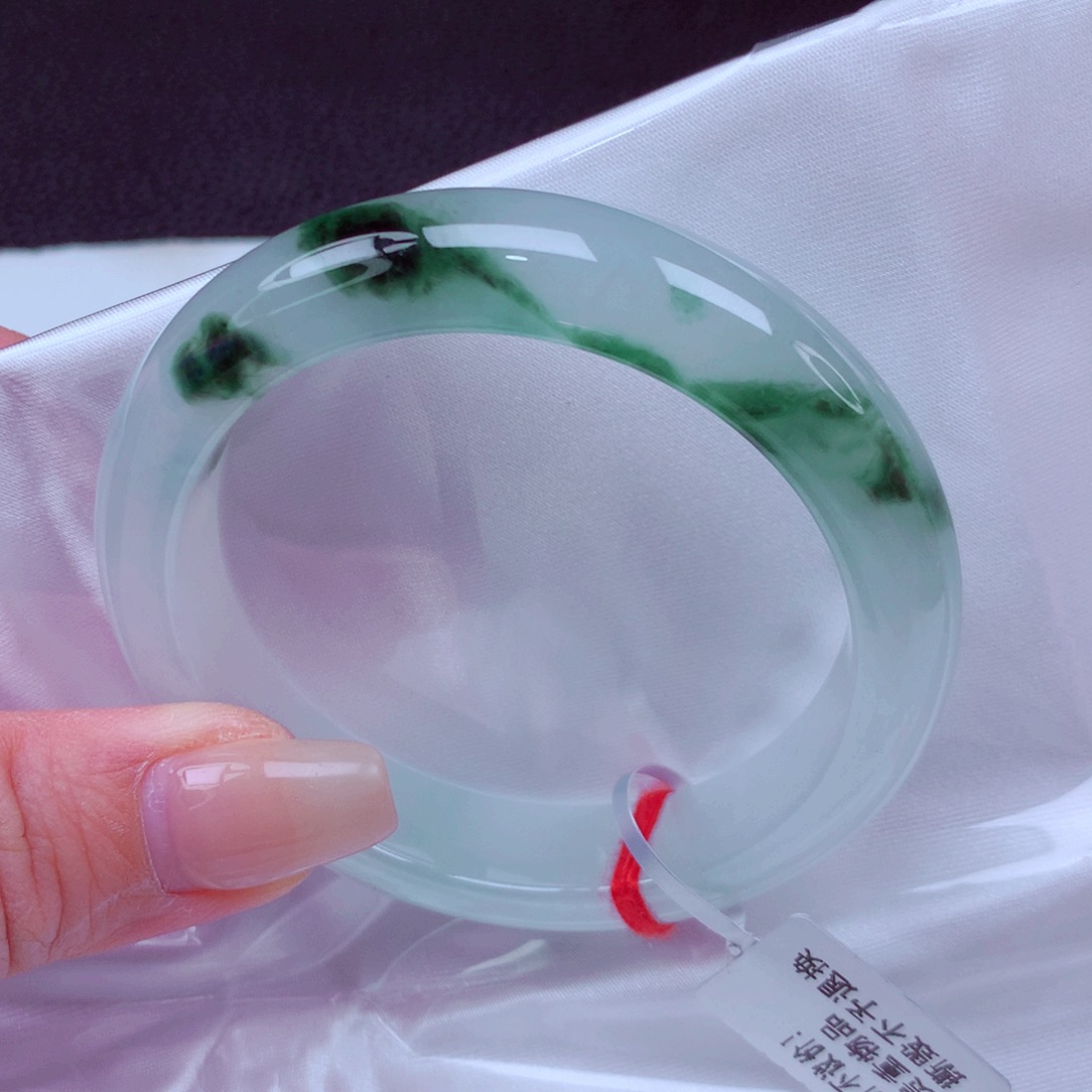 翡翠未镶嵌手镯手镯