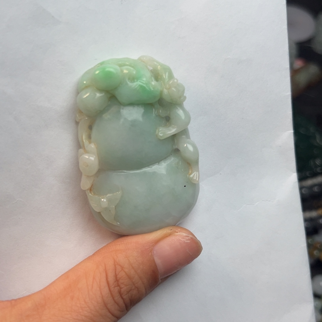 翡翠颈饰未镶嵌翡翠挂件