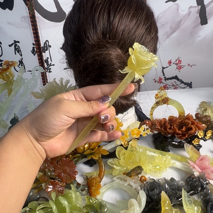 用***0定制蛇纹石玉毛货发饰