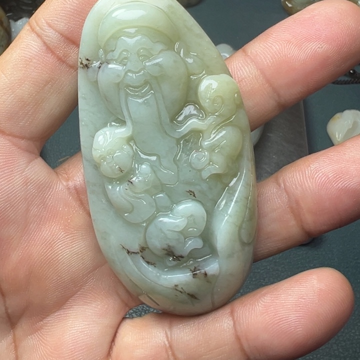 和田玉未镶嵌把件