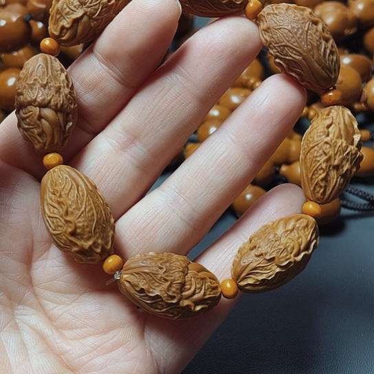 白菜，橄榄核雕工艺