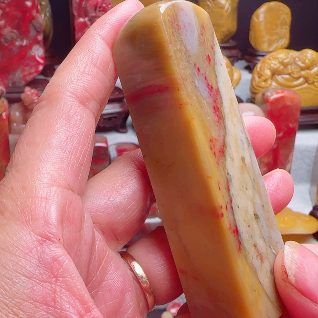 昌化石昌化鸡血石