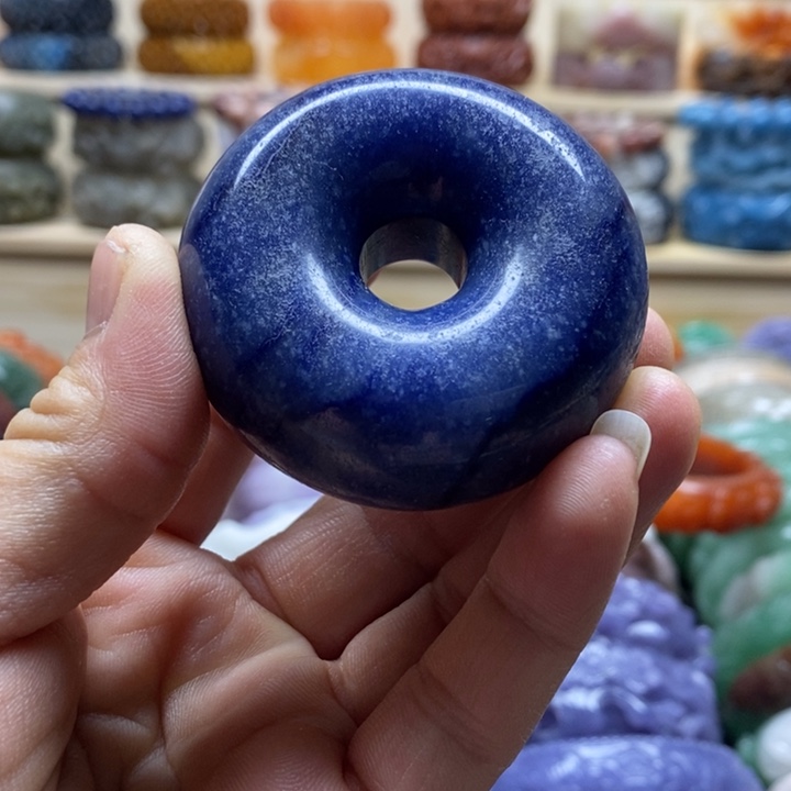 未镶嵌手镯石英质玉