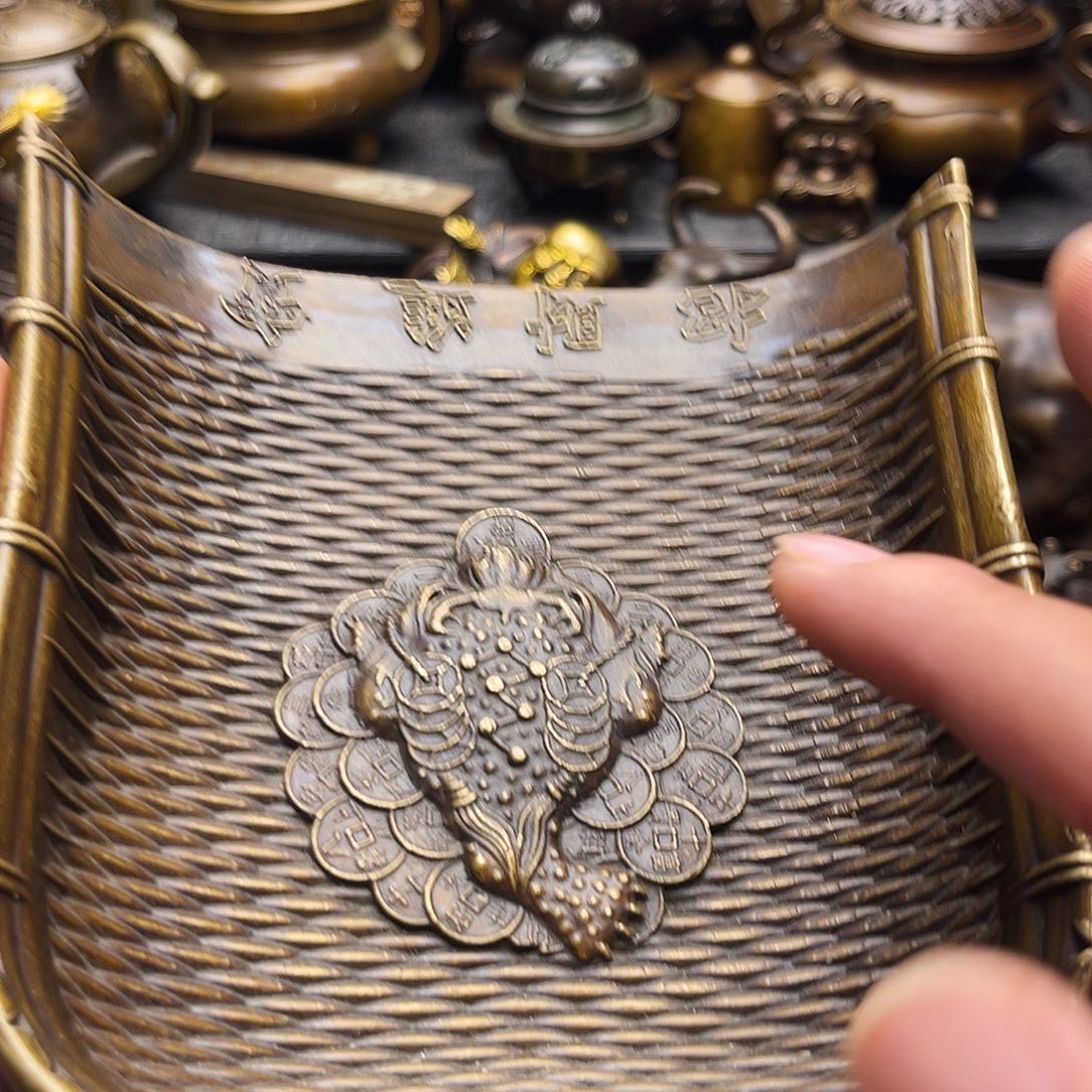 精美铜器点击购买