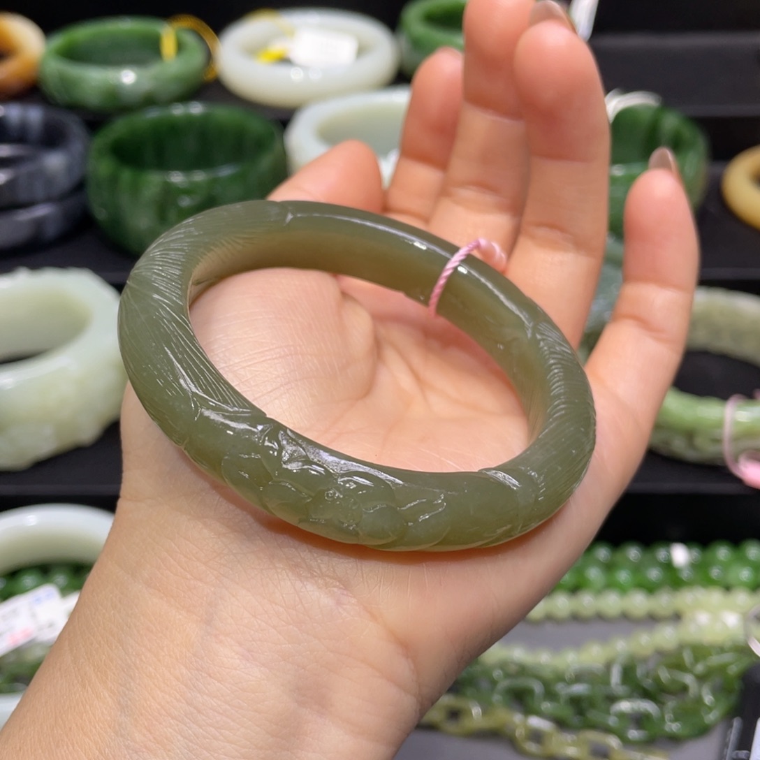 和田玉手镯55+圈口 编号21未镶嵌