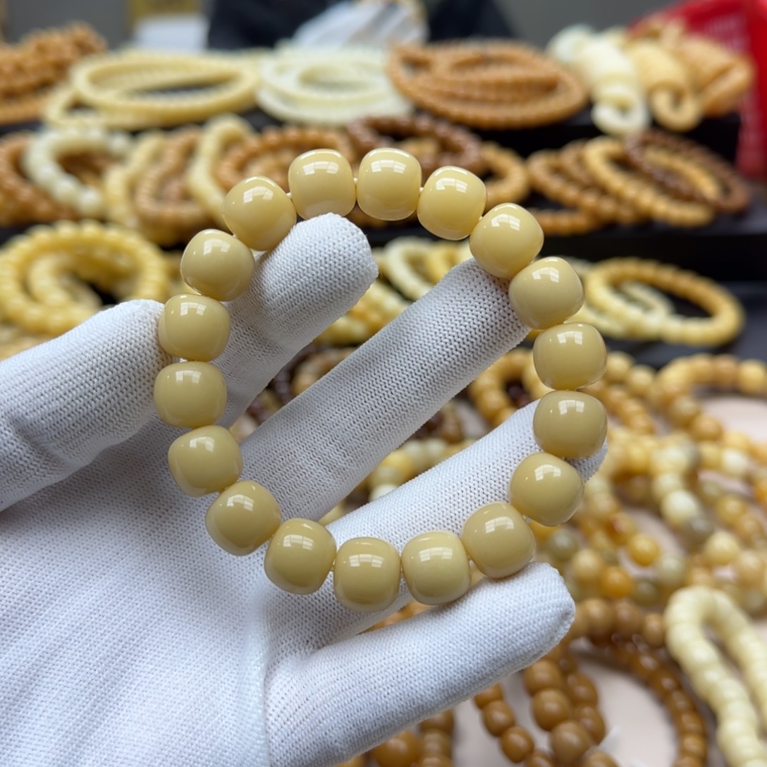 手串菩提根/象牙果12.13 8到10年 鬼工