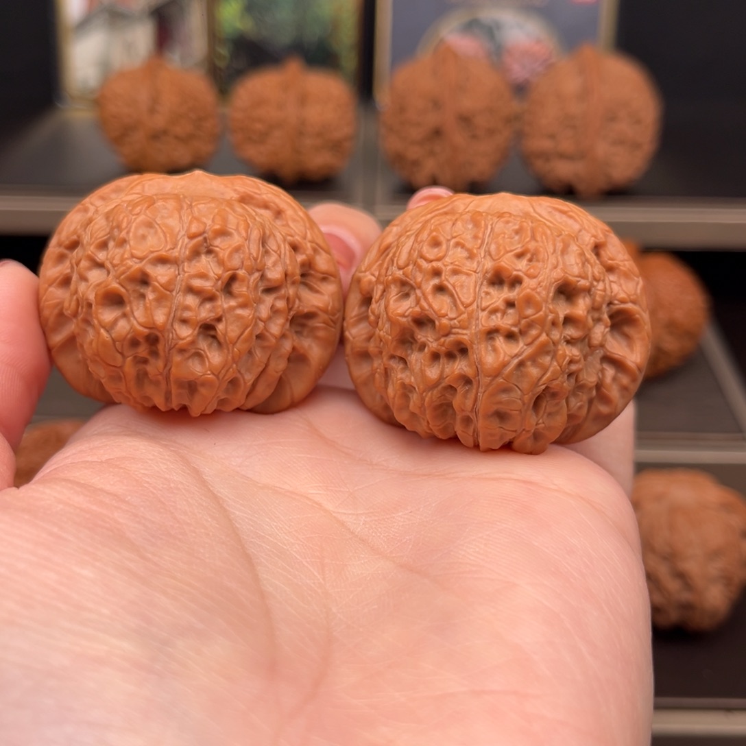 桃核把件平谷血麒麟天花