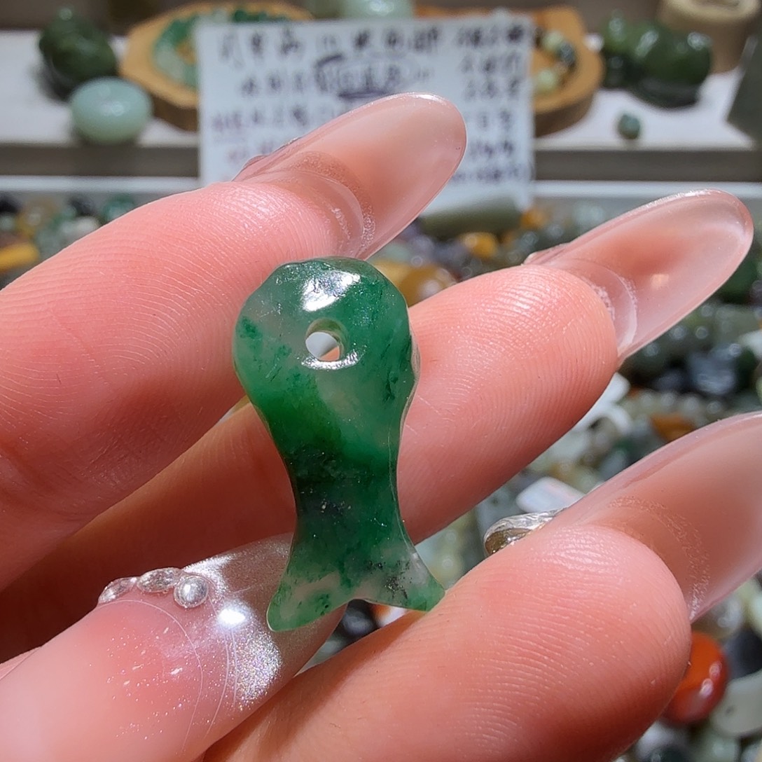 和田玉未镶嵌珠宝奇石