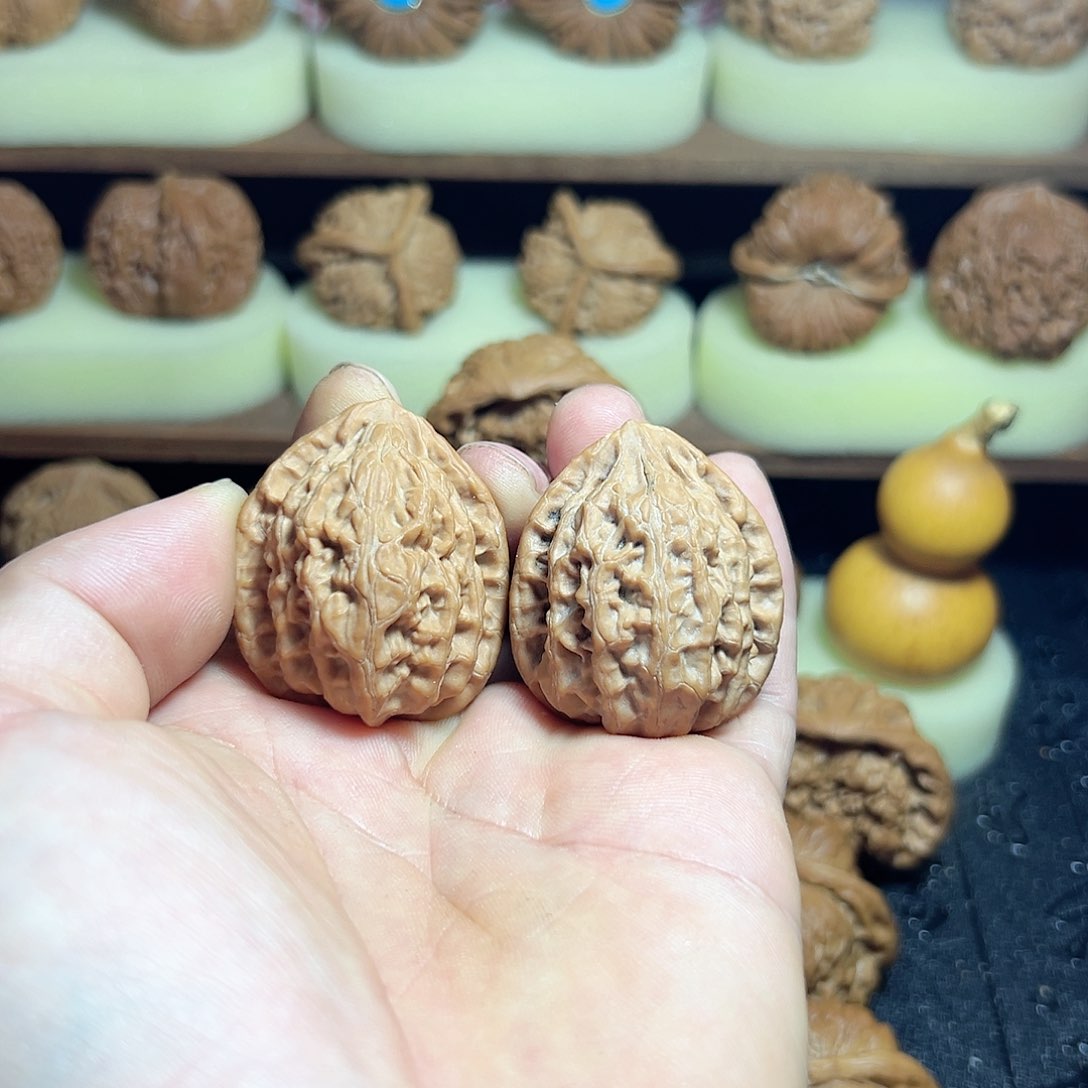 【闪购商品】文玩核桃吊坠玄武