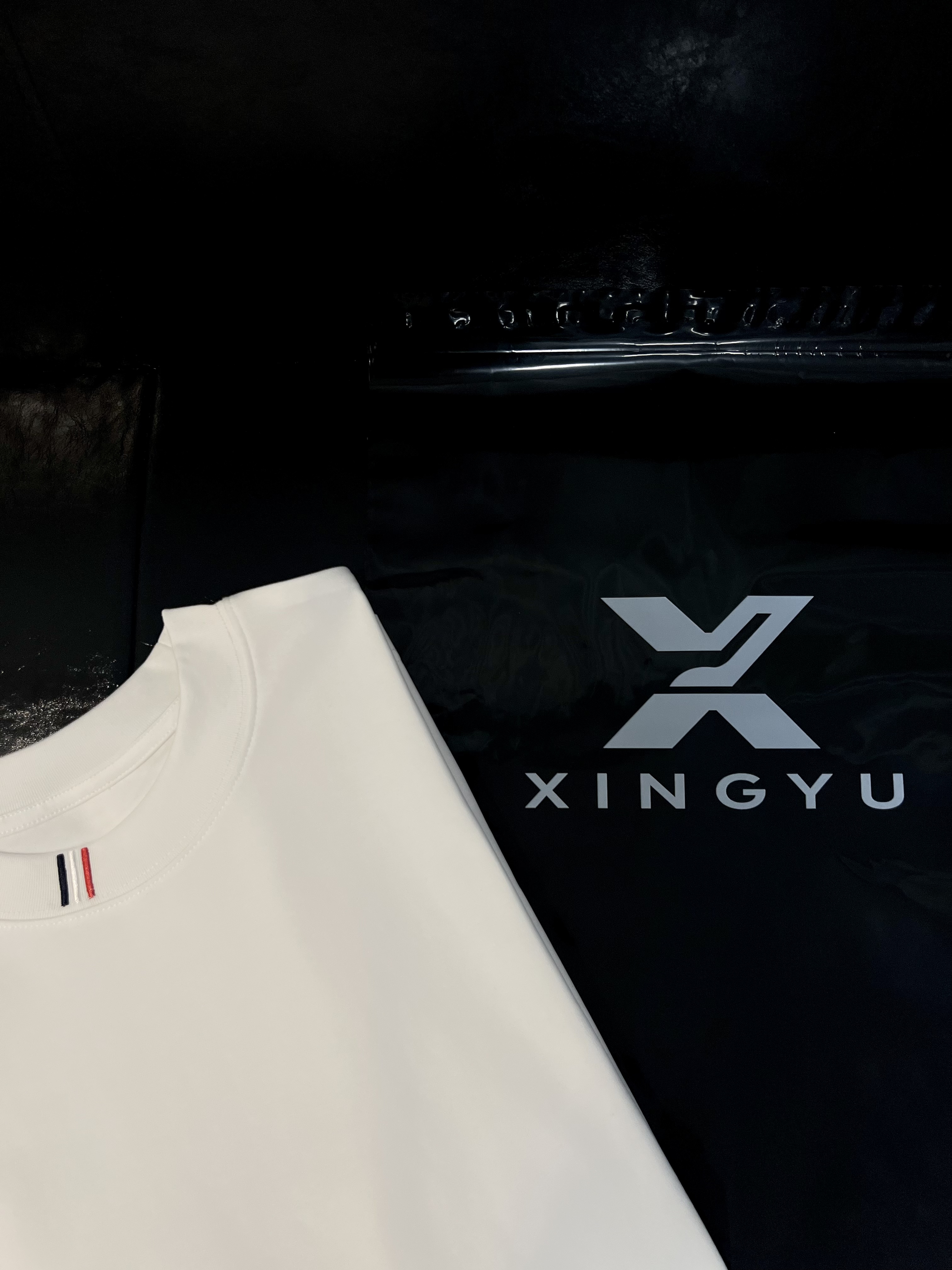 【萱萱专属】XINGYU-602 2025秋冬红白蓝轻奢经典织带长袖男女同款