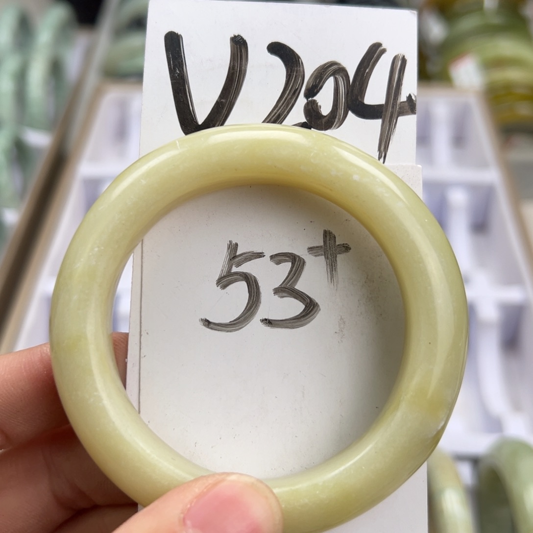 岫玉手镯未镶嵌天然岫玉微瑕